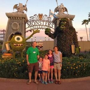 Meet your Posher, Sharon